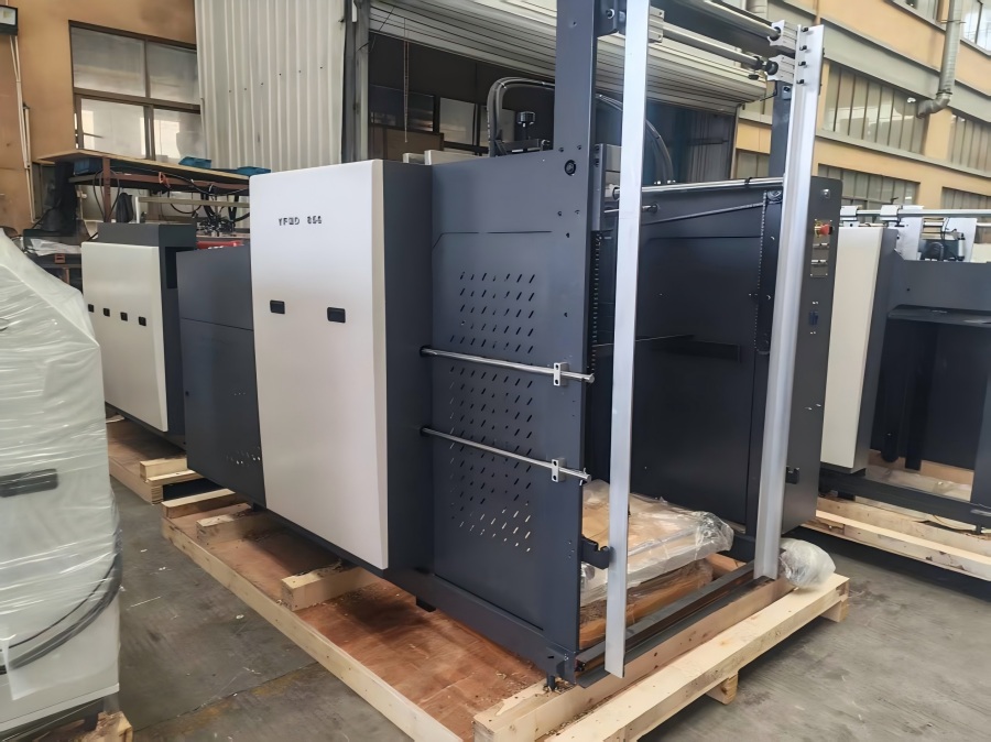 नयाँ स्टार YFMD-850 स्वचालित हाई स्पीड ल्यामिनेटिंग मेसिन थाइल्याण्डमा पठाउन लागिएको छ!